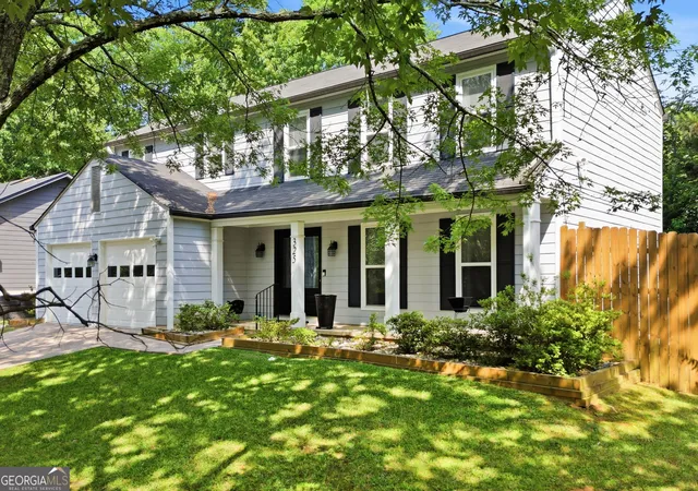 Photo 3 of Single family home for sale at 325 Ivy Ml Ct, Roswell, GA 30076 | MLS# 10773827 | Listing updated on 2026-09-18