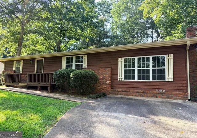 Single family home for sale at 861 Eva Kennedy Rd, Suwanee, GA 30024 | MLS# 10824755