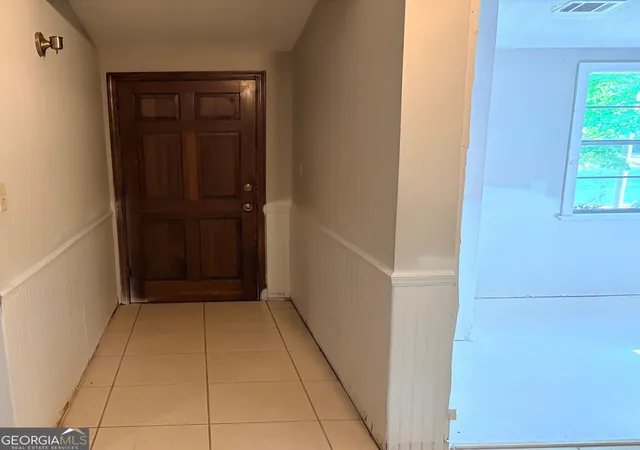 Photo 4 of Single family home for sale at 861 Eva Kennedy Rd, Suwanee, GA 30024 | MLS# 10824755 | Listing updated on 2026-10-09