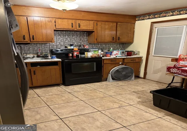 Photo 3 of Single family home for sale at 219 Robert E Lee St, Fort Oglethorpe, GA 30742 | MLS# 10832798 | Listing updated on 2026-09-19