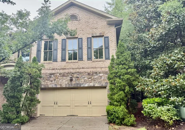 Photo 2 of Single family home for sale at 3044 Stone Gate Dr Ne, Atlanta, GA 30324 | MLS# 10812814 | Listing updated on 2026-09-14