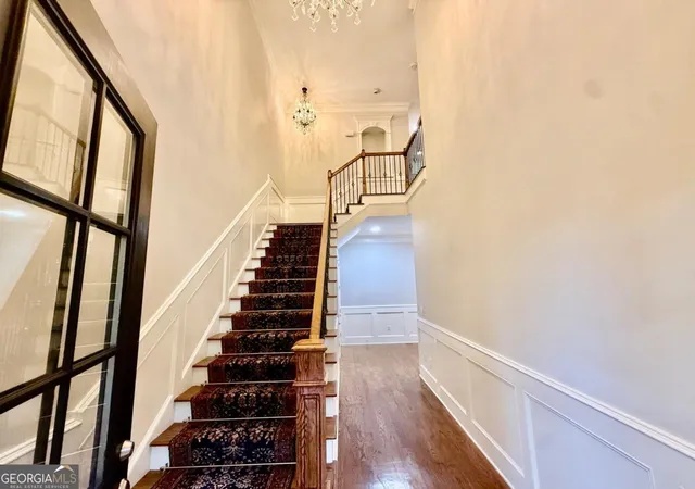 Photo 3 of Single family home for sale at 3044 Stone Gate Dr NE, Atlanta, GA 30324 | MLS# 10812814 | Listing updated on 2026-09-14