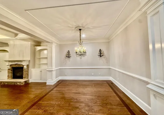 Photo 4 of Single family home for sale at 3044 Stone Gate Dr NE, Atlanta, GA 30324 | MLS# 10812814 | Listing updated on 2026-09-14