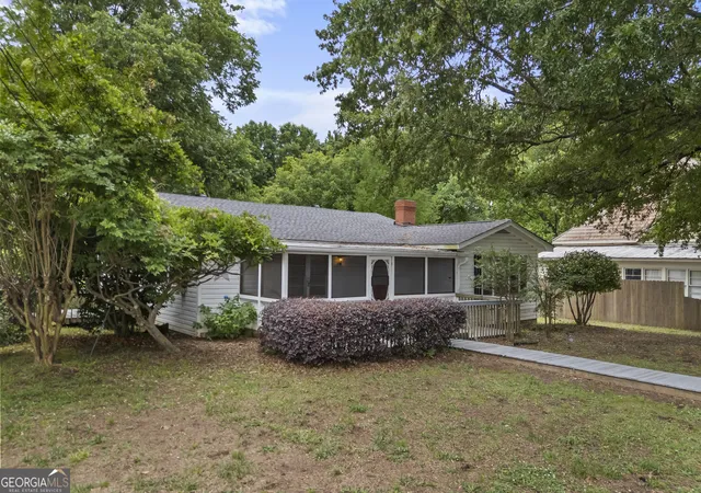 Homes for sale in Statham, GA | 362 S Jefferson St, Statham, GA 30666 | MLS# 10771862