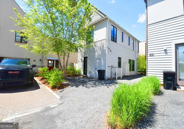 Homes for sale in Fayetteville, GA | 195 Breakspear Ln, Fayetteville, GA 30214 | MLS# 10603356