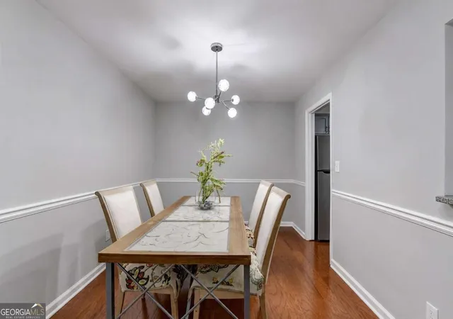 Photo 3 of Townhouse for sale at 6520 Roswell Rd #30, Sandy Springs, GA 30328 | MLS# 10816596 | Listing updated on 2026-08-29