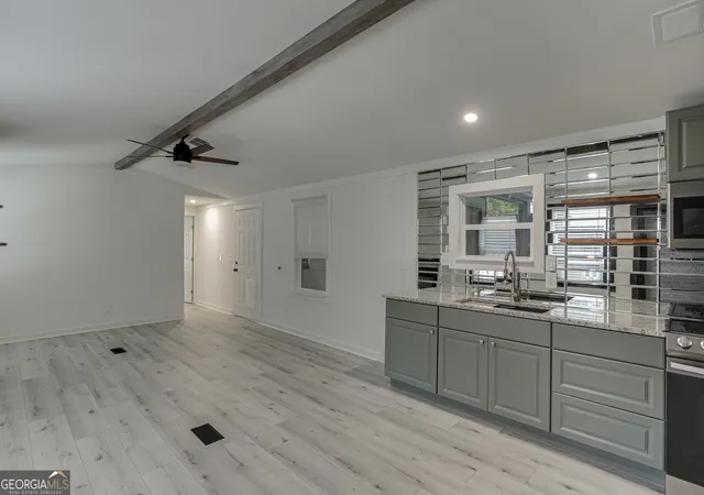 Photo 3 of Manufactured home for sale at 3685 Fir Dr, Buford, GA 30518 | MLS# 10805782 | Listing updated on 2026-08-17