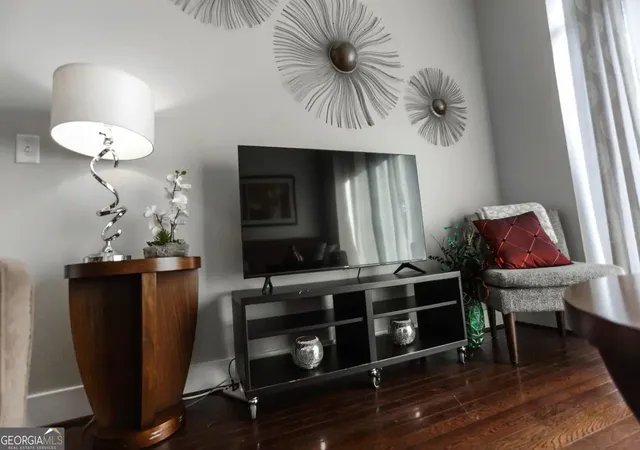 Photo 3 of Condo for sale at 171 Auburn Ave Ne #329, Atlanta, GA 30303 | MLS# 10768745 | Listing updated on 2026-08-21