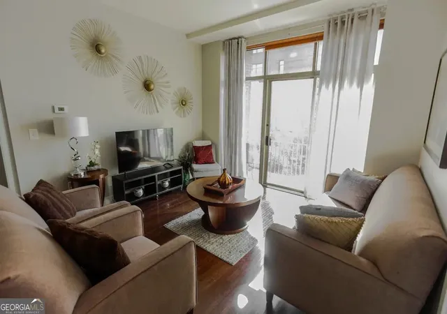Photo 3 of Condo for sale at 171 Auburn Ave NE #329, Atlanta, GA 30303 | MLS# 10768745 | Listing updated on 2026-08-21