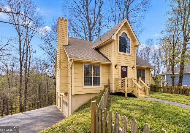 Photo 1 of Single family home for sale at 5552 Little Ml Rd, Buford, GA 30518 | MLS# 10808874 | Listing updated on 2026-09-14