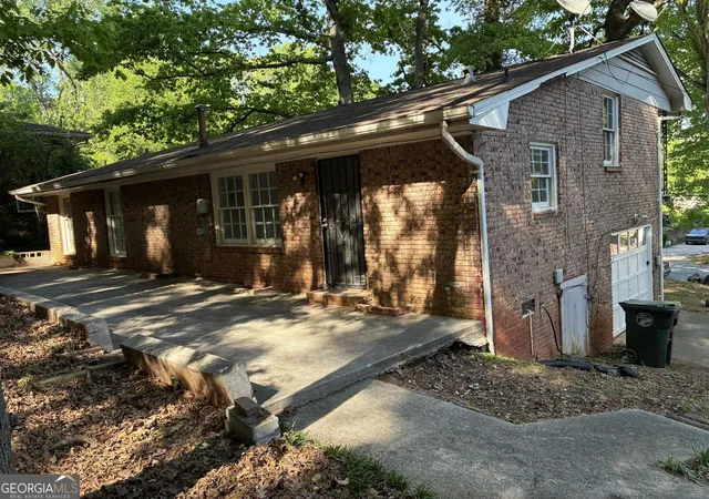 Photo 2 of Single family home for sale at 1200 Burbank Trl, Morrow, GA 30260 | MLS# 10760228 | Listing updated on 2026-05-22