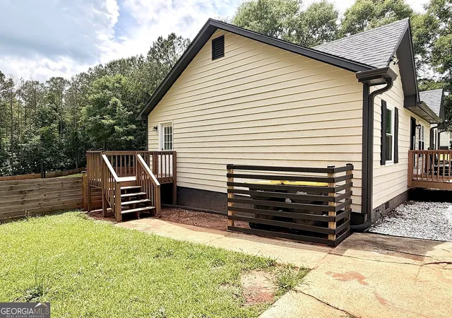 2nd image of 250 Prestigious Pl, Senoia, GA 30276 | MLS# 10818514