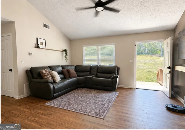 5th image of 250 Prestigious Pl, Senoia, GA 30276 | MLS# 10818514