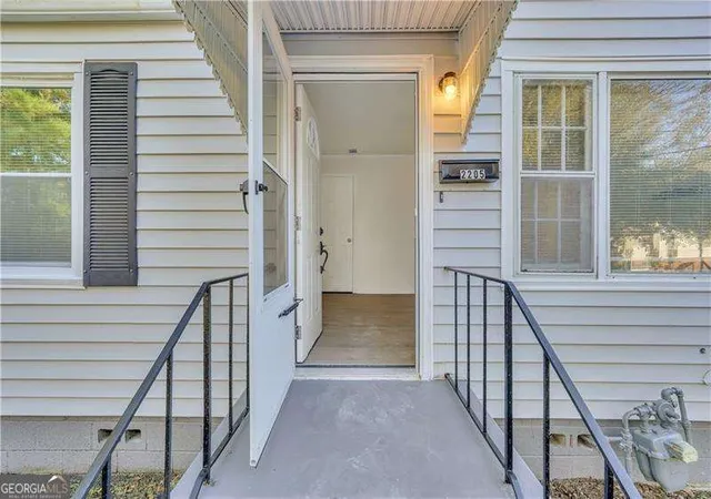 5th image of 2205 Texas Ave, Savannah, GA 31404 | MLS# 10817754