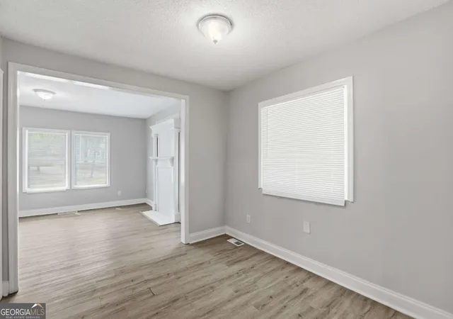 3rd image of 219 Howell Dr Sw, Atlanta, GA 30331 | MLS# 10732224