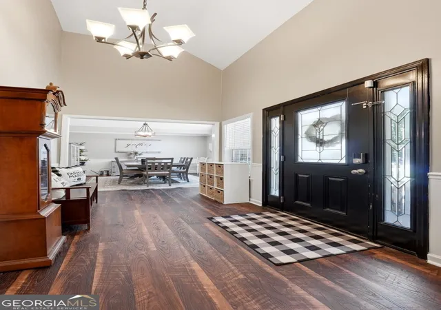 Photo 4 of Single family home for sale at 1835 Walker Ridge Dr Sw, Marietta, GA 30064 | MLS# 10800224 | Listing updated on 2026-09-14