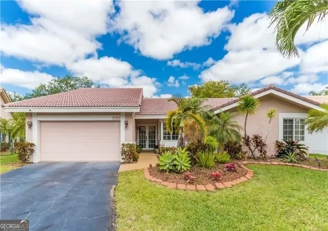 Single family home for sale at 695 NW 107th Lane, Coral Springs, FL 33071 | MLS# 10716685 | Listing updated on 2026-03-25