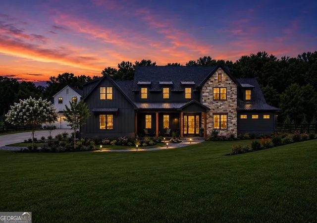 Photo 2 of Mansion for sale at 400 Lower Union Hill Rd, Canton, GA 30115 | MLS# 10829332 | Listing updated on 2026-09-10