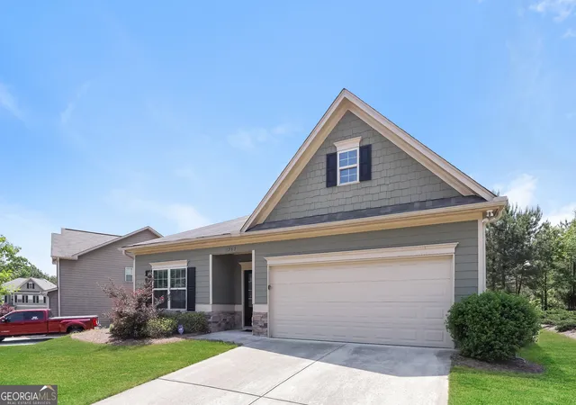 Photo 3 of Single family home for sale at 3752 Sw Ridge Blf Overlook, Gainesville, GA 30507 | MLS# 10803474 | Listing updated on 2026-09-05