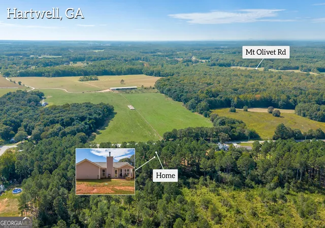 Photo 3 of Single family home for sale at 2868 Mount Hebron Rd, Hartwell, GA 30643 | MLS# 10717204 | Listing updated on 2026-07-23