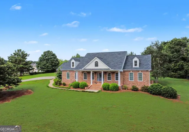 3rd image of 1681 Jett Roberts Rd, Jefferson, GA 30549 | MLS# 10807447