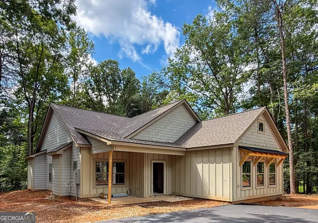 Homes for sale in Cleveland, GA | 32 Tanvor Trl, Cleveland, GA 30528 | MLS# 10802014