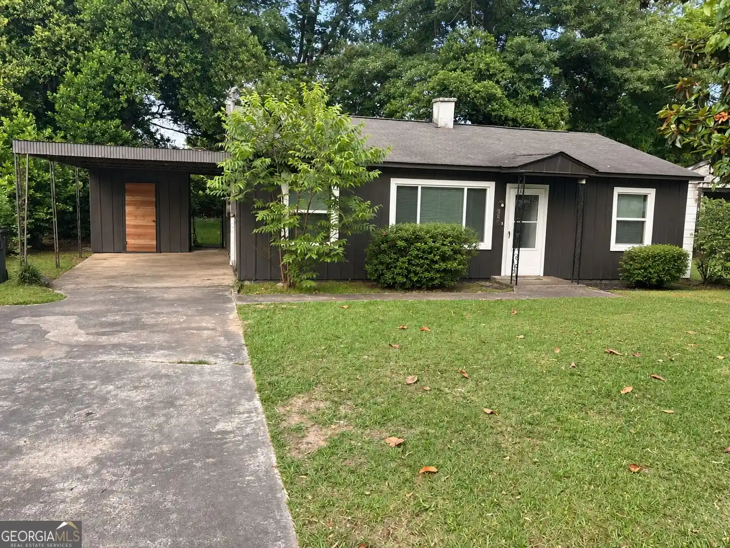 Photo 1 of Sale Pending at 206 Johns Rd, Warner Robins, GA 31093 | MLS# 10854082 | Listing updated on 2026-09-30