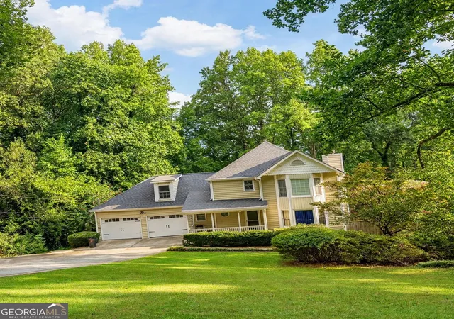Photo 1 of Single family home for sale at 5779 Chisholm Trl, Lilburn, GA 30047 | MLS# 10823024 | Listing updated on 2026-08-28