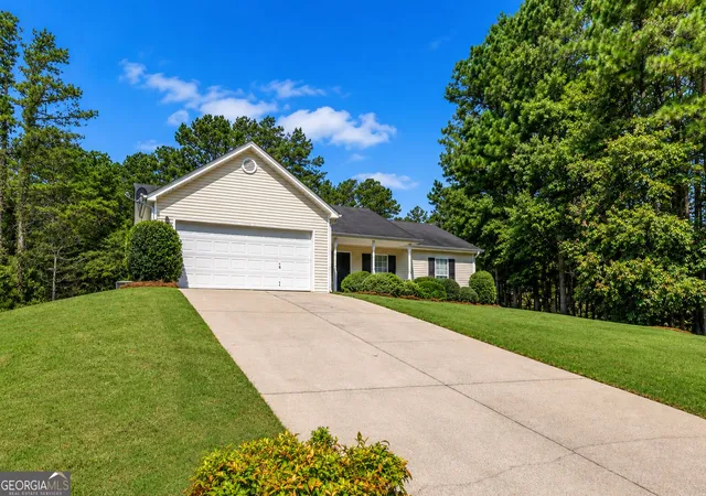 3rd image of 1019 Preserve Ln, Bethlehem, GA 30620 | MLS# 10832335