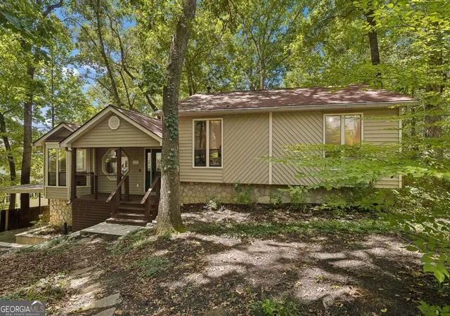2nd image of 5090 River Valley Dr Se, Smyrna, GA 30082 | MLS# 10830114