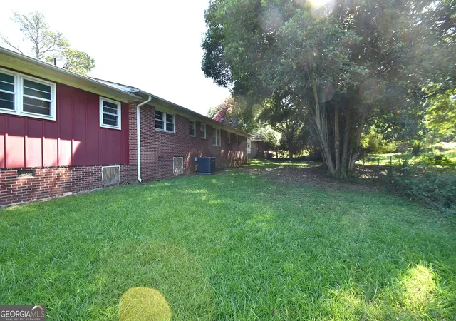 Photo 3 of Single family home for sale at 163 Third St, Lavonia, GA 30553 | MLS# 10831112 | Listing updated on 2026-09-04