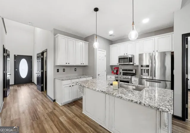 Photo 2 of Single family home for sale at 16 Shaw Blvd, Cartersville, GA 30121 | MLS# 10738882 | Listing updated on 2026-09-14