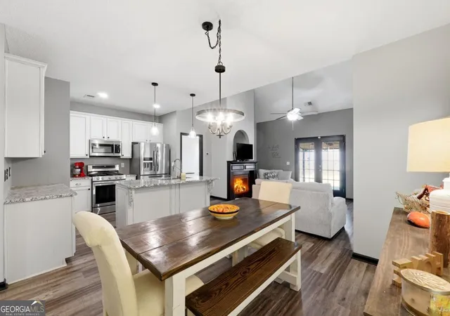 Photo 4 of Single family home for sale at 16 Shaw Blvd, Cartersville, GA 30121 | MLS# 10738882 | Listing updated on 2026-09-14