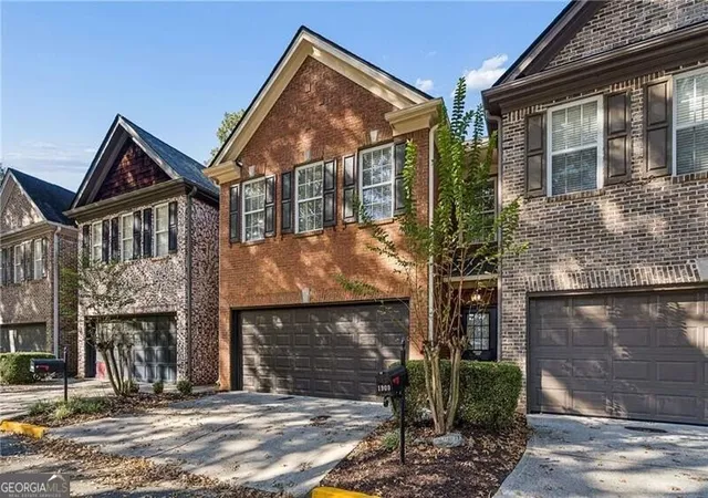 Townhouse for sale at 1909 Harrison Park Dr, Atlanta, GA 30341 | MLS# 10879724