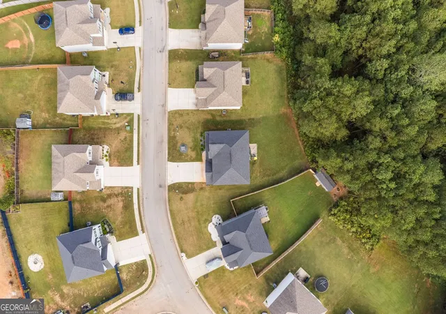 Photo 2 of Single family home for sale at 227 Waters Edge Pkwy, Temple, GA 30179 | MLS# 10755791 | Listing updated on 2026-08-27