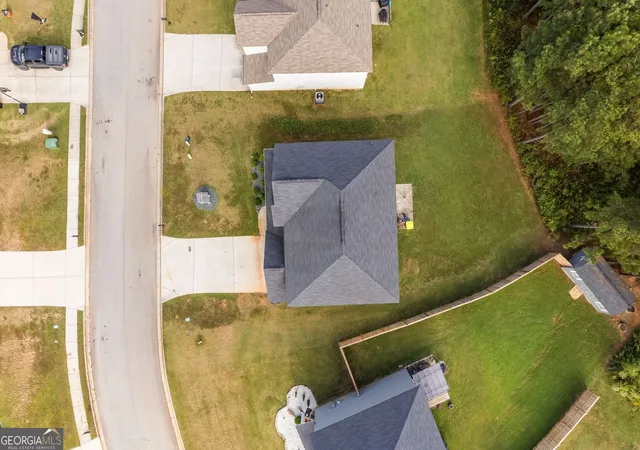 Photo 3 of Single family home for sale at 227 Waters Edge Pkwy, Temple, GA 30179 | MLS# 10755791 | Listing updated on 2026-08-27