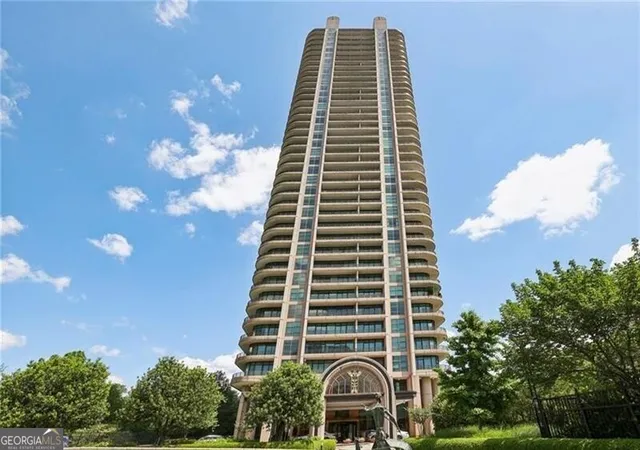 1st image of 750 Park Ave Ne #6S, Atlanta, GA 30326 | MLS# 10716173