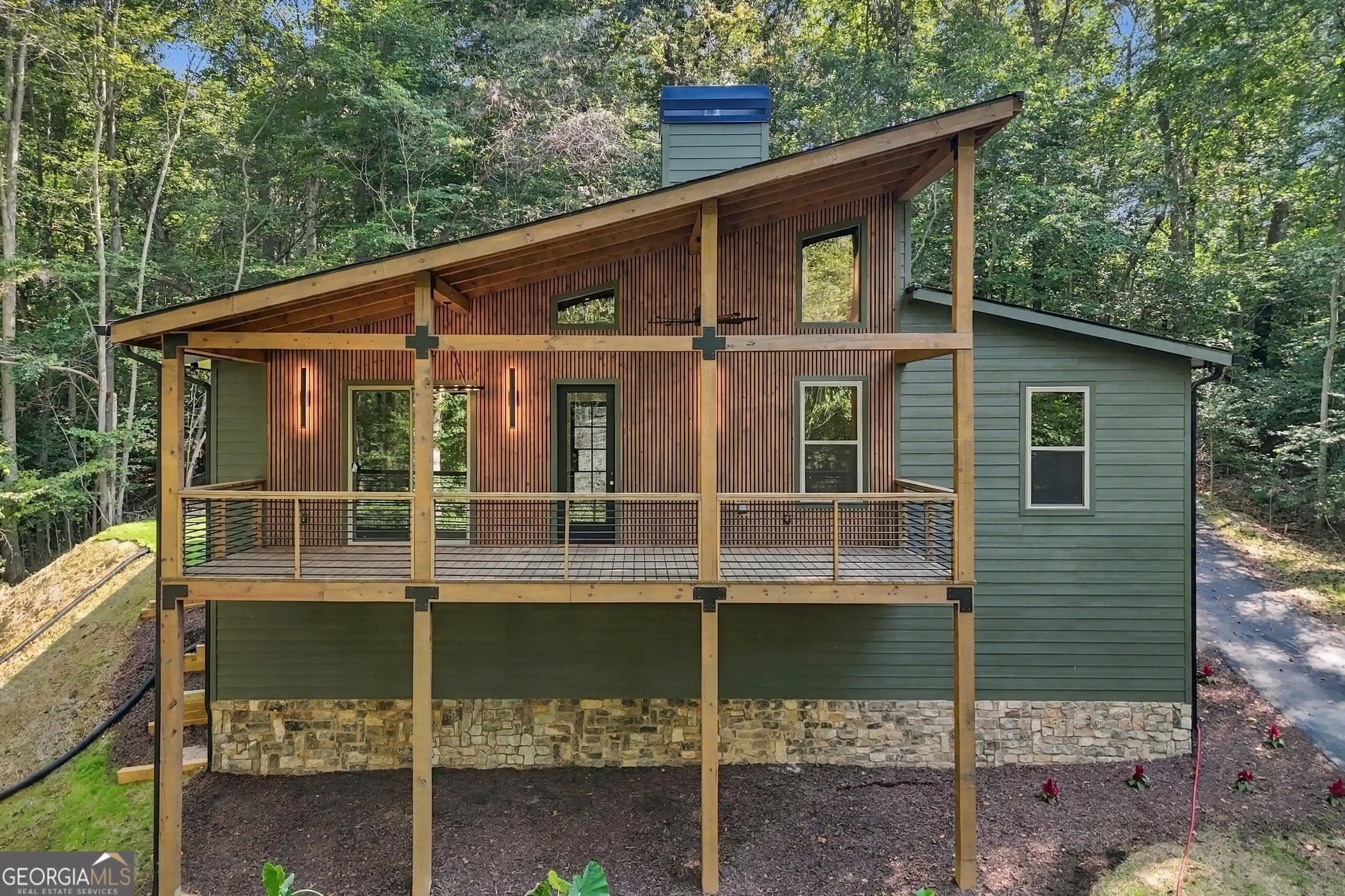 Photo 1 of Single family home for sale at 93 Elmwood Cir, Ellijay, GA 30540 | MLS# 10855506 | Listing updated on 2026-10-04
