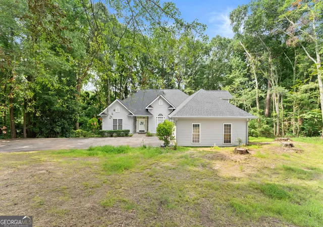 Homes for sale in Lavonia, GA | 393 Brookwood Dr, Lavonia, GA 30553 | MLS# 10794619