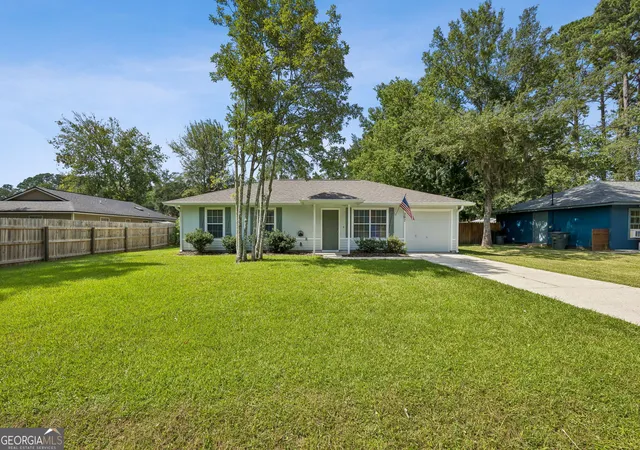 2nd image of 202 Royal Ave, Kingsland, GA 31548 | MLS# 10810344