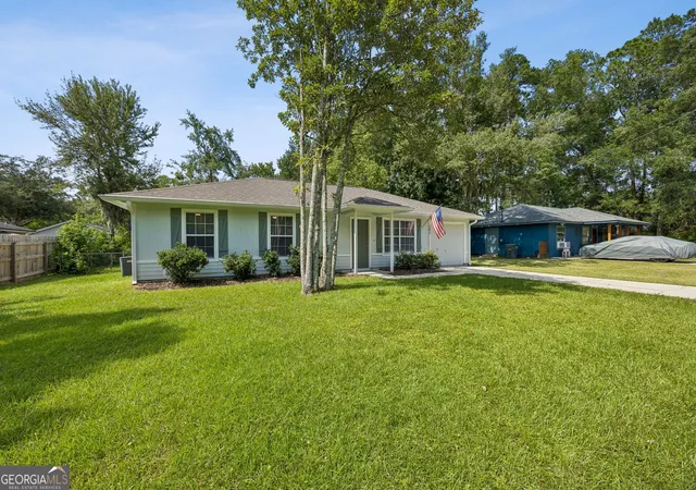 3rd image of 202 Royal Ave, Kingsland, GA 31548 | MLS# 10810344