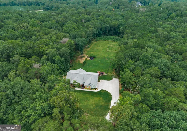 Photo 4 of Single family home for sale at 251 Birchwood Ct, Waleska, GA 30183 | MLS# 10815433 | Listing updated on 2026-09-03