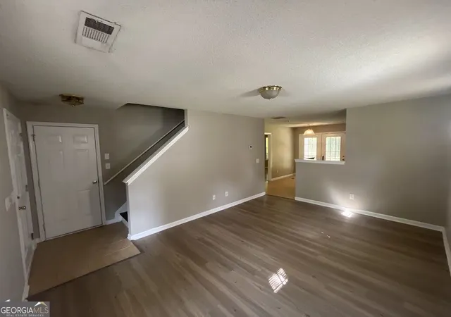 Photo 3 of Single family home for sale at 3385 Sable Chase Ln, South Fulton, GA 30349 | MLS# 10835085 | Listing updated on 2026-10-19
