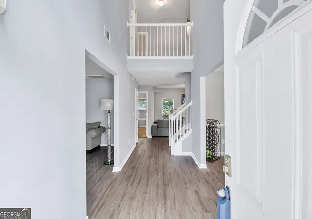 Photo 4 of Sale Pending at 4240 N Braves Cir, Douglasville, GA 30135 | MLS# 10618084 | Listing updated on 2026-10-05