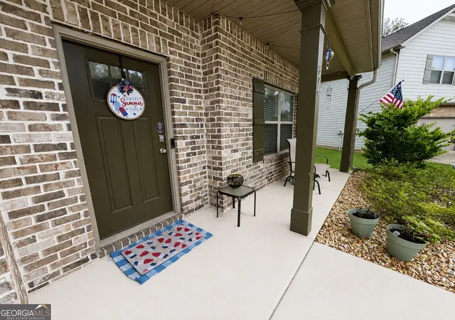2nd image of 896 Crescent Ln, Griffin, GA 30224 | MLS# 10827019