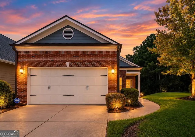 1st image of 173 Heritage Pointe, Woodstock, GA 30189 | MLS# 10829287