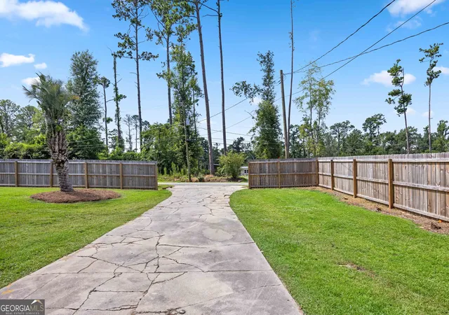 66th image of 1203 Lakeview Dr, Valdosta, GA 31602 | MLS# 10804065