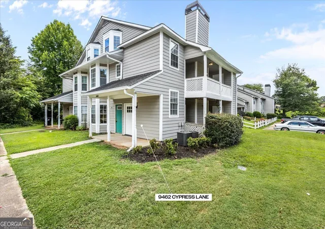 2nd image of 9462 Cypress Ln, Jonesboro, GA 30238 | MLS# 10808954