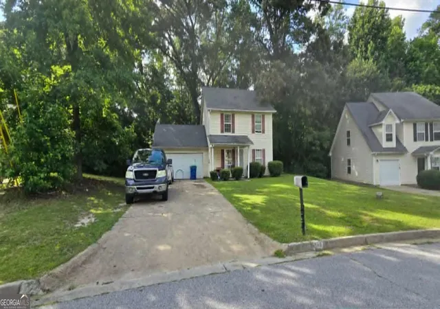 Photo 1 of Single family home for sale at 865 Old Rocky Rd, Atlanta, GA 30349 | MLS# 10799399 | Listing updated on 2026-07-20
