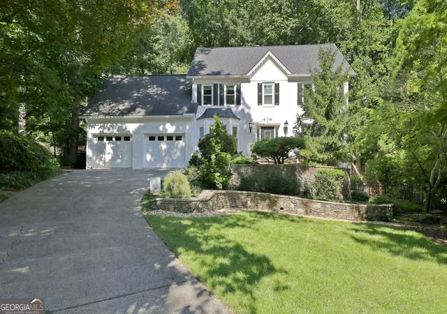 Photo 1 of Sale Pending at 4805 Thornwood Dr Northwest Dr, Acworth, GA 30102 | MLS# 10833225 | Listing updated on 2026-09-11